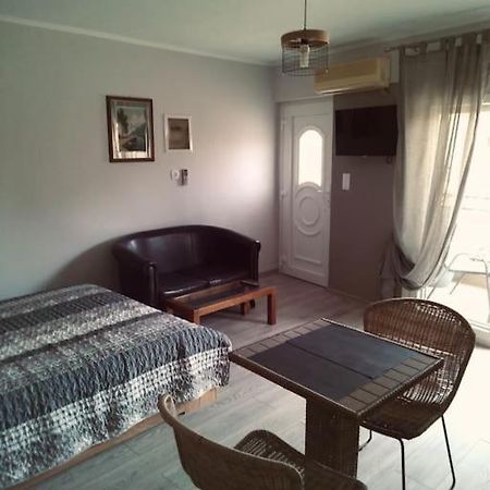 Minimal & Cozy Στουντιο Με Δωρεαν Χωρο Σταθμευσησ Kawala Zewnętrze zdjęcie
